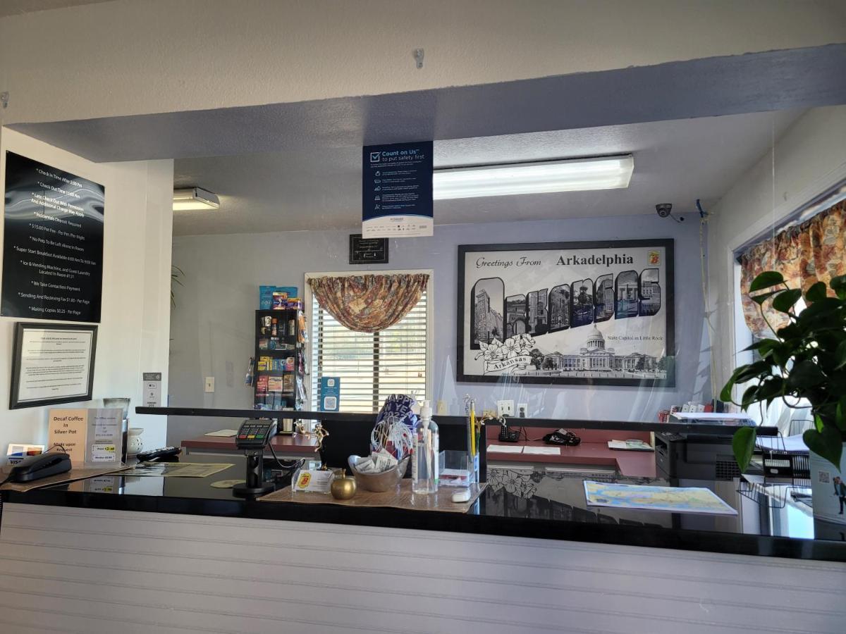 Super 8 By Wyndham Arkadelphia Caddo Valley Area Ngoại thất bức ảnh