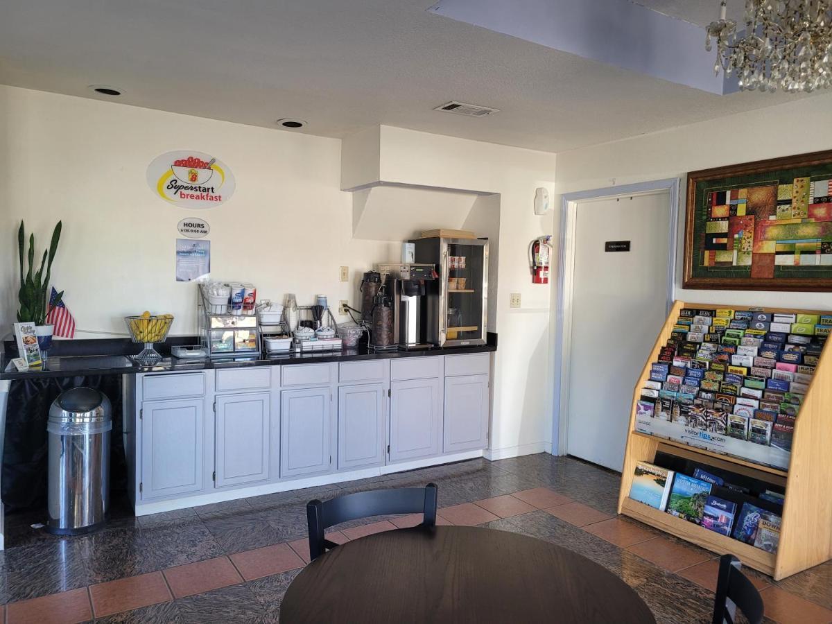 Super 8 By Wyndham Arkadelphia Caddo Valley Area Ngoại thất bức ảnh