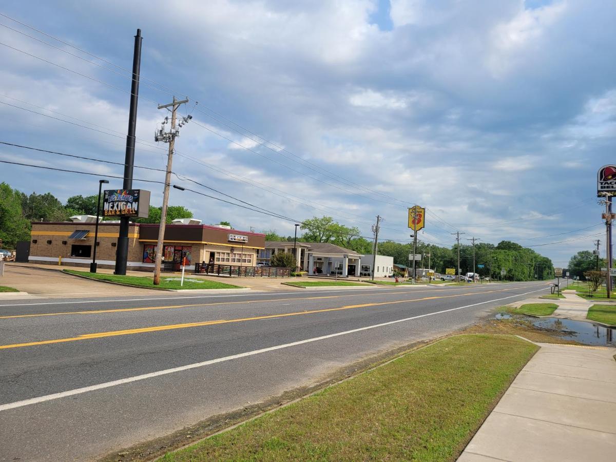 Super 8 By Wyndham Arkadelphia Caddo Valley Area Ngoại thất bức ảnh