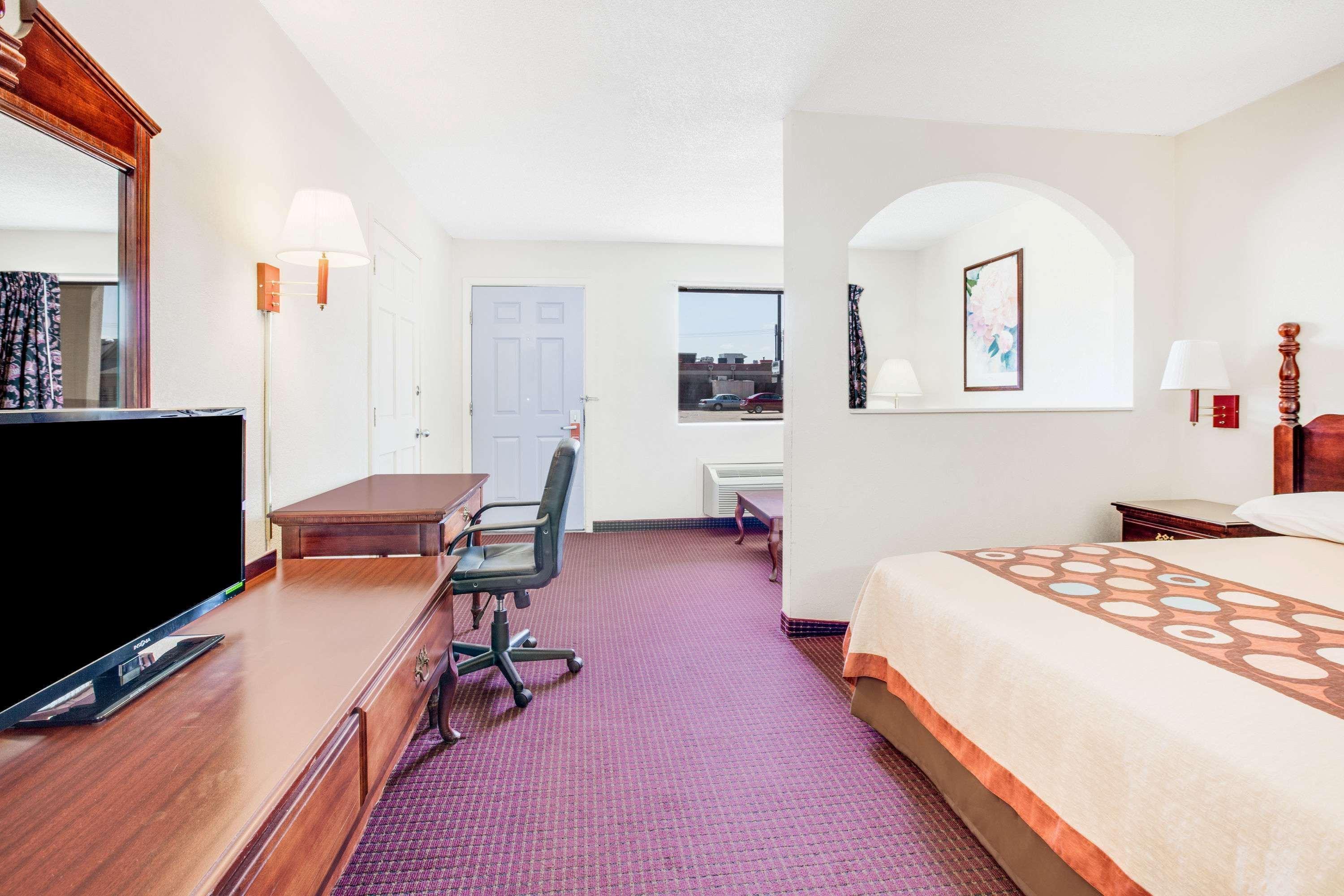 Super 8 By Wyndham Arkadelphia Caddo Valley Area Ngoại thất bức ảnh