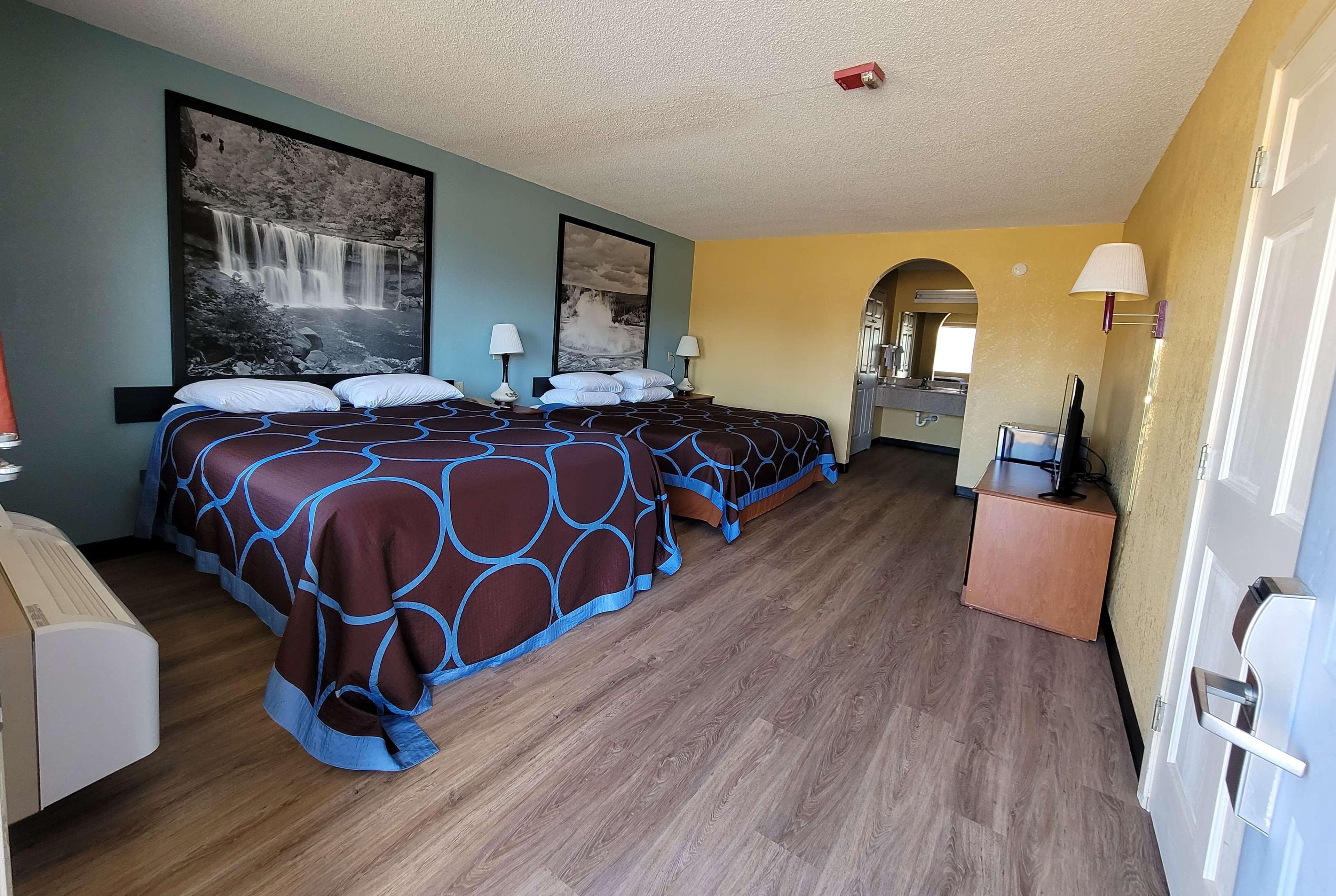 Super 8 By Wyndham Arkadelphia Caddo Valley Area Ngoại thất bức ảnh