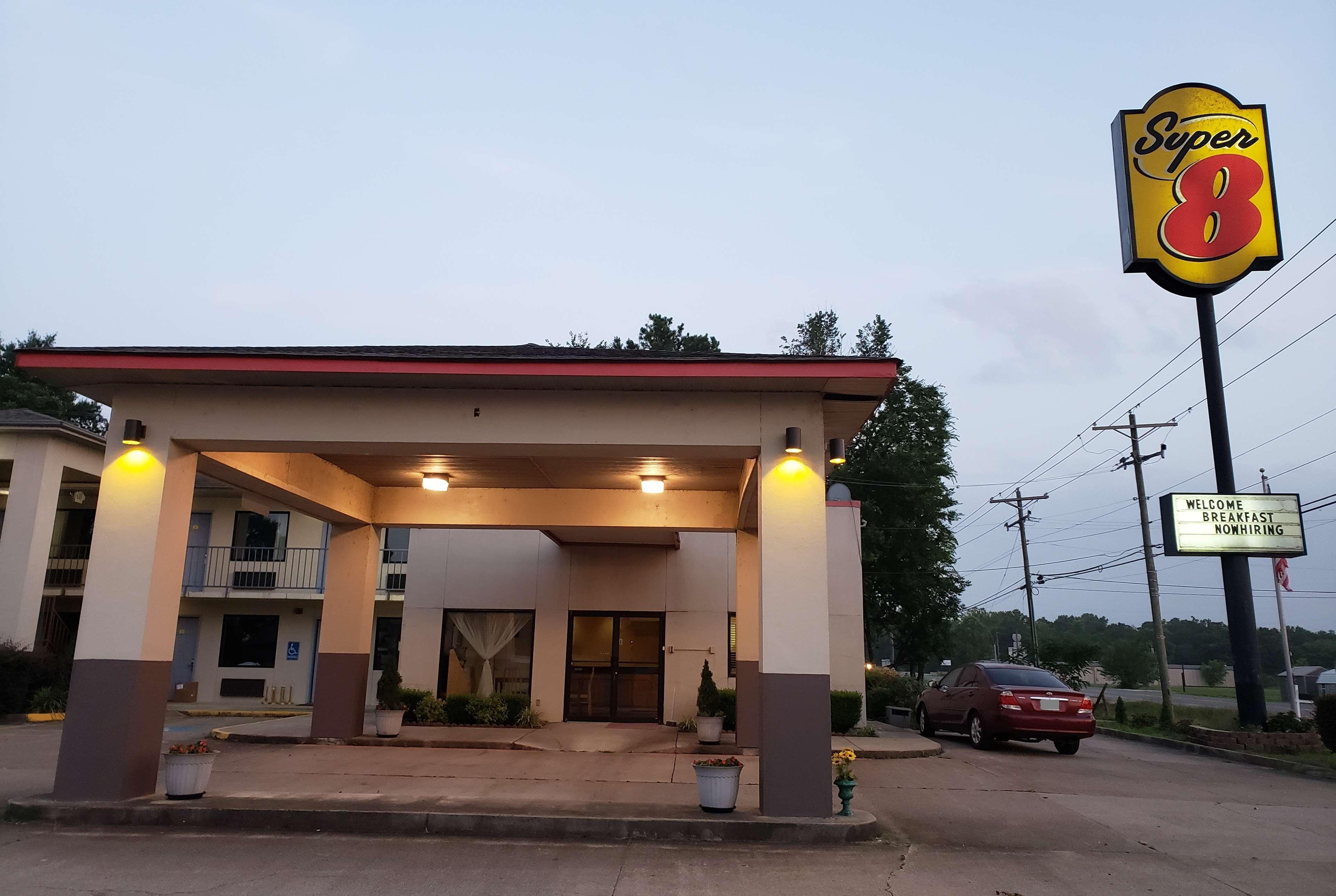 Super 8 By Wyndham Arkadelphia Caddo Valley Area Ngoại thất bức ảnh