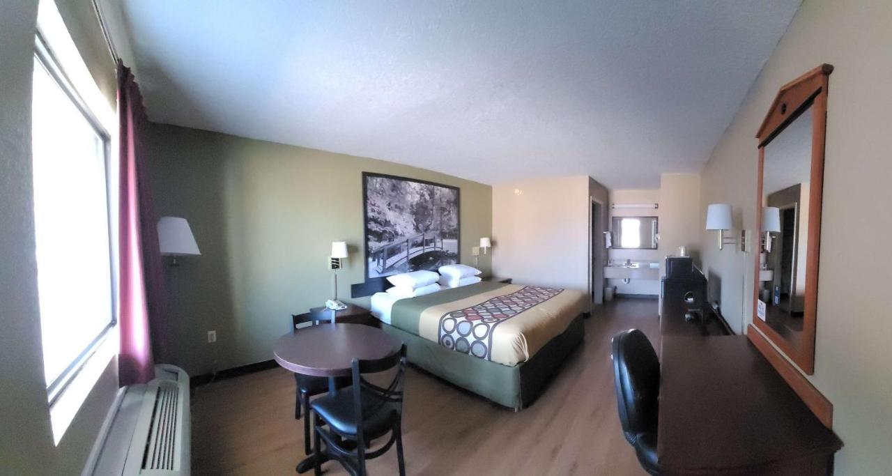 Super 8 By Wyndham Arkadelphia Caddo Valley Area Ngoại thất bức ảnh