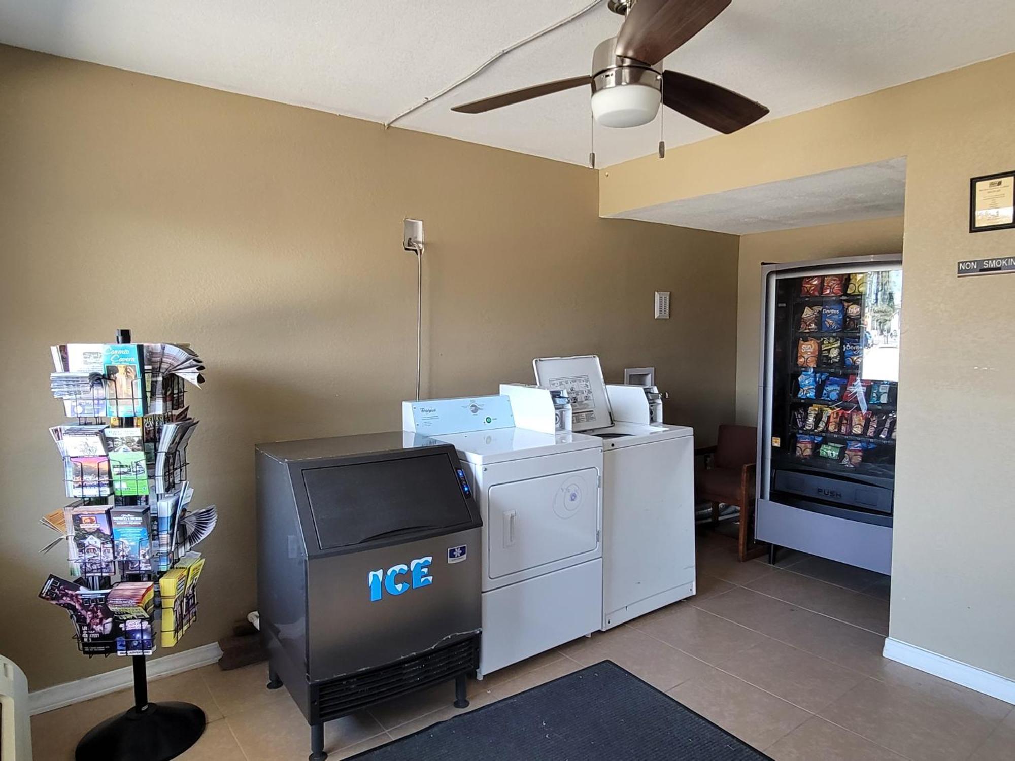Super 8 By Wyndham Arkadelphia Caddo Valley Area Ngoại thất bức ảnh