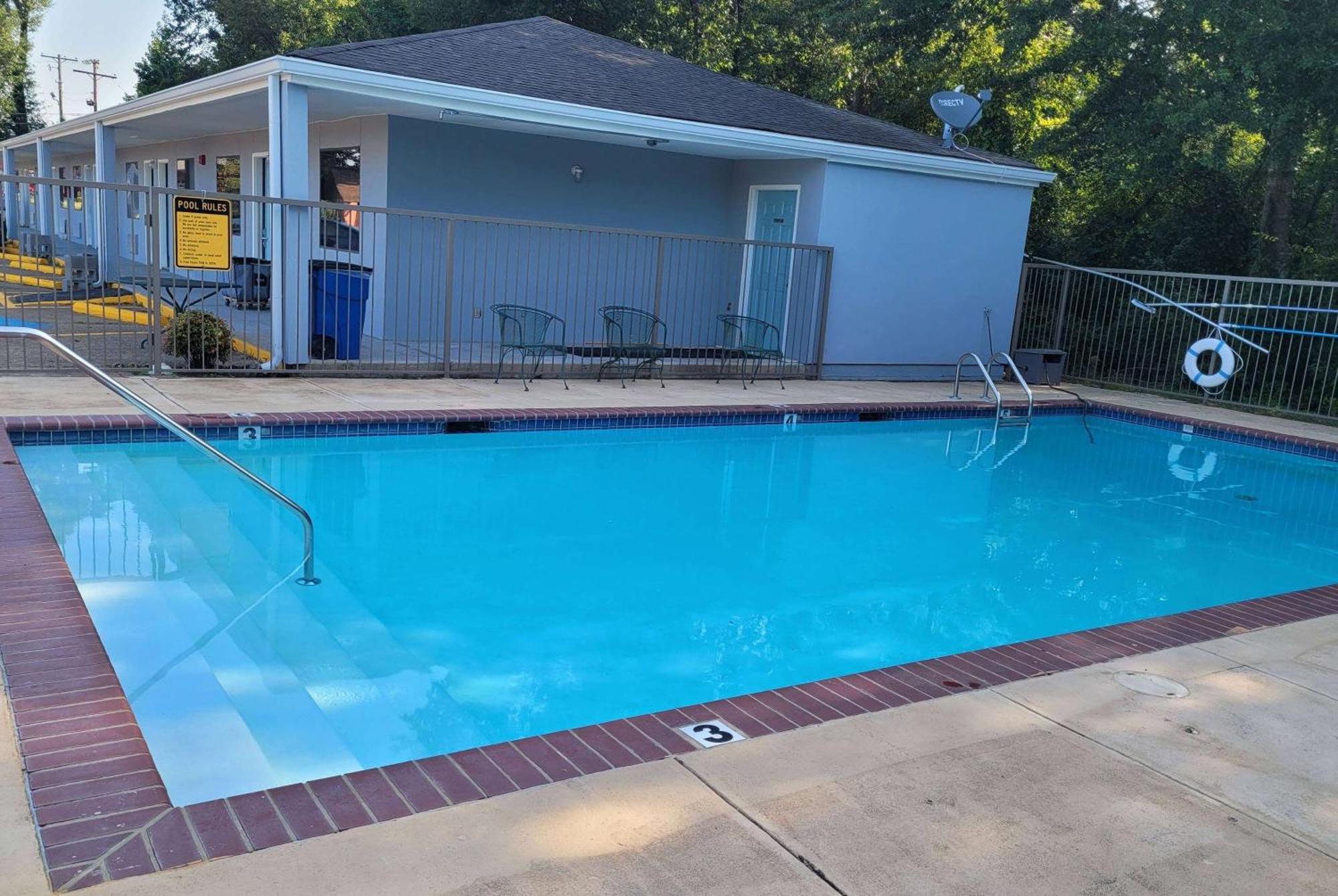 Super 8 By Wyndham Arkadelphia Caddo Valley Area Ngoại thất bức ảnh