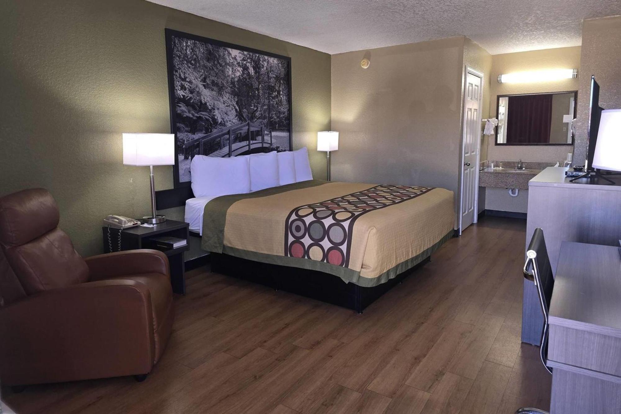 Super 8 By Wyndham Arkadelphia Caddo Valley Area Ngoại thất bức ảnh
