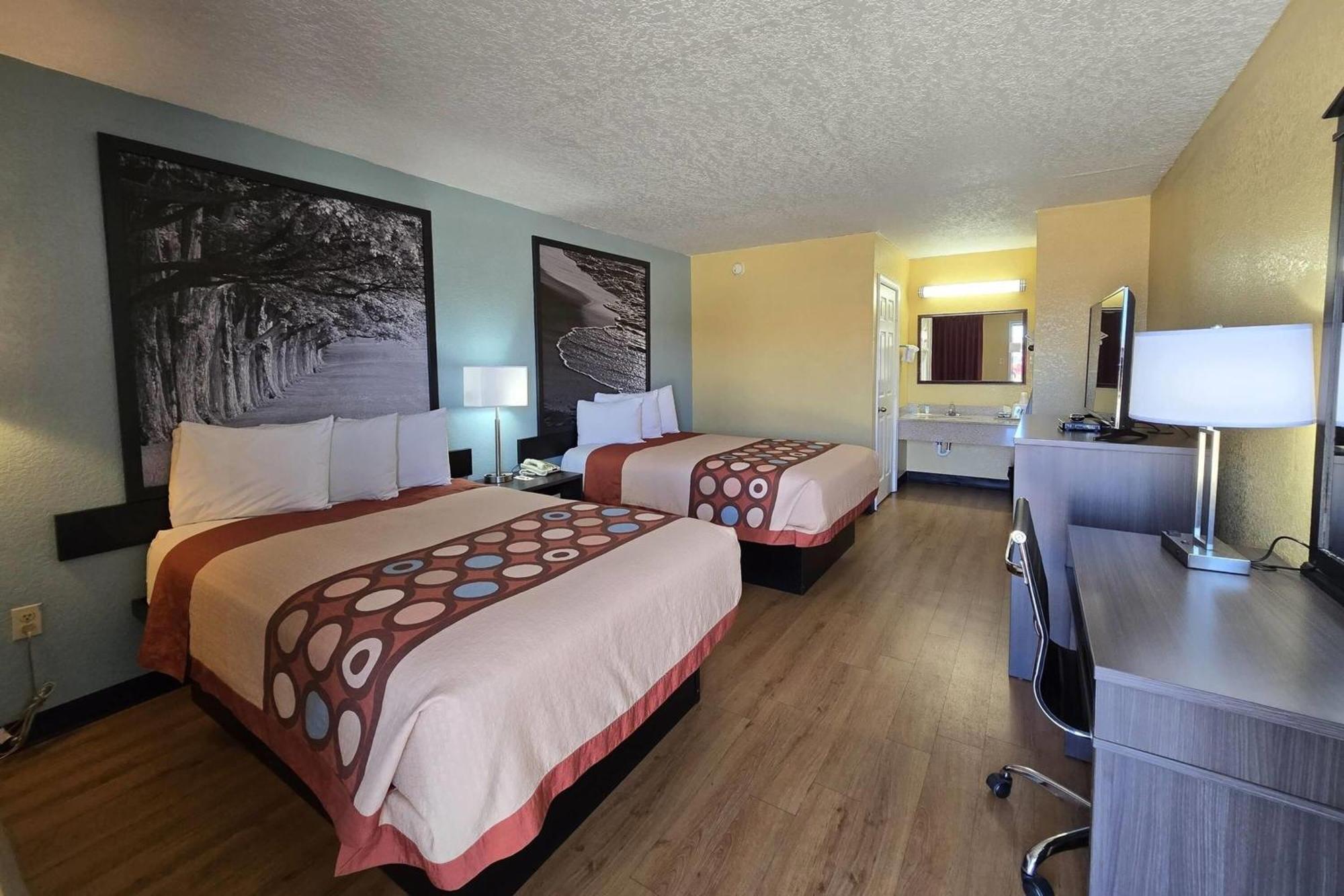 Super 8 By Wyndham Arkadelphia Caddo Valley Area Ngoại thất bức ảnh